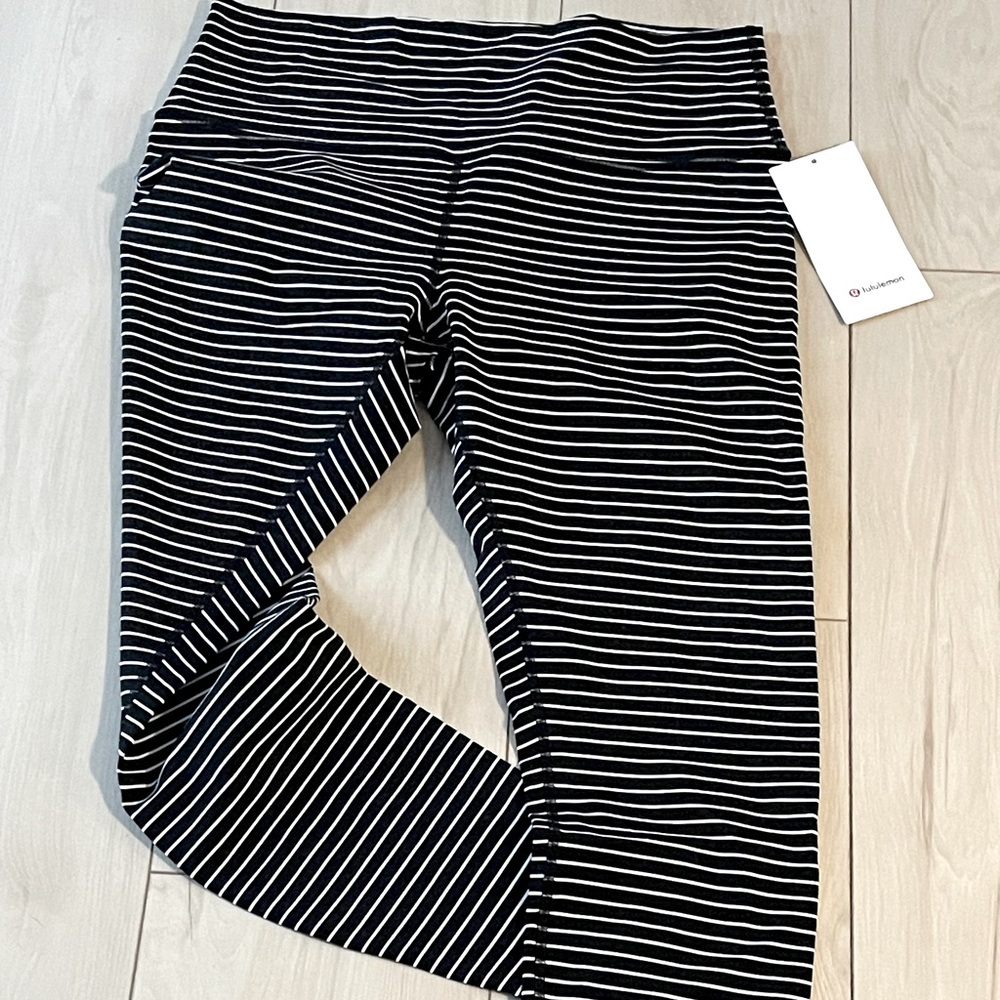 Stripe yoga pants